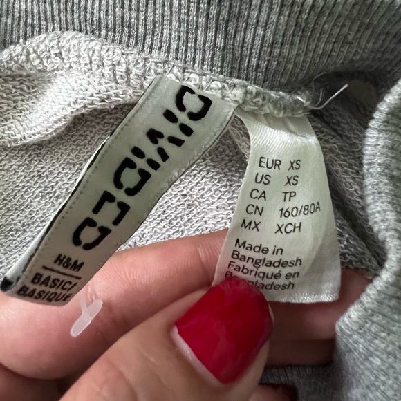 Sweater - Picture 3 of 3